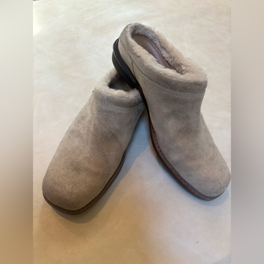 UGG suede mule